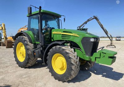 john-deere-7920-traktoriai-0