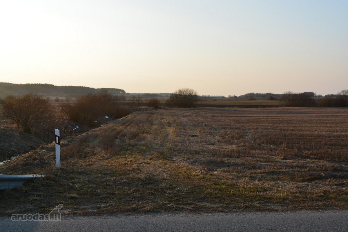 Vilniaus r. sav., Rukainių k., 1,8ha. žemės ūkio paskirties sklypas